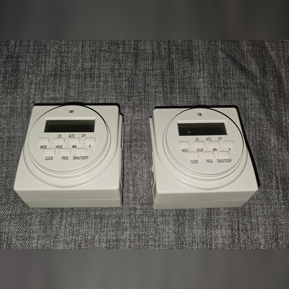 Digital Timer Switches - Picture 2 of 5
